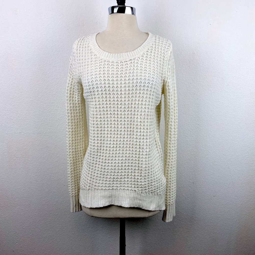 Rue 21 White Long Sleeve Loose Knit Pullover Sweater Top Scoop Neck Layering Med